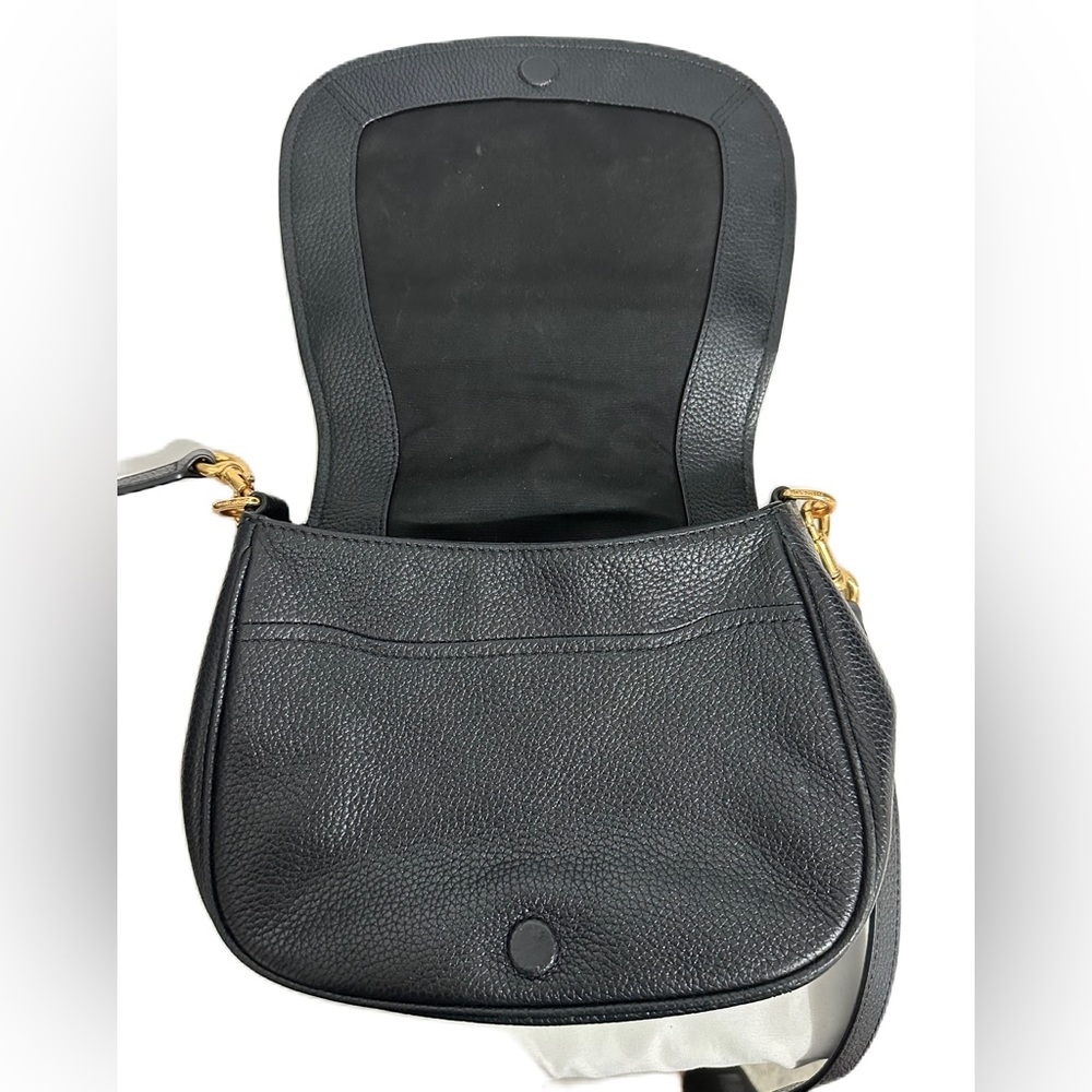 Marc Jacobs Black Pebbled Leather Crossbody Bag with Gold Hardware - Picture 8 of 13